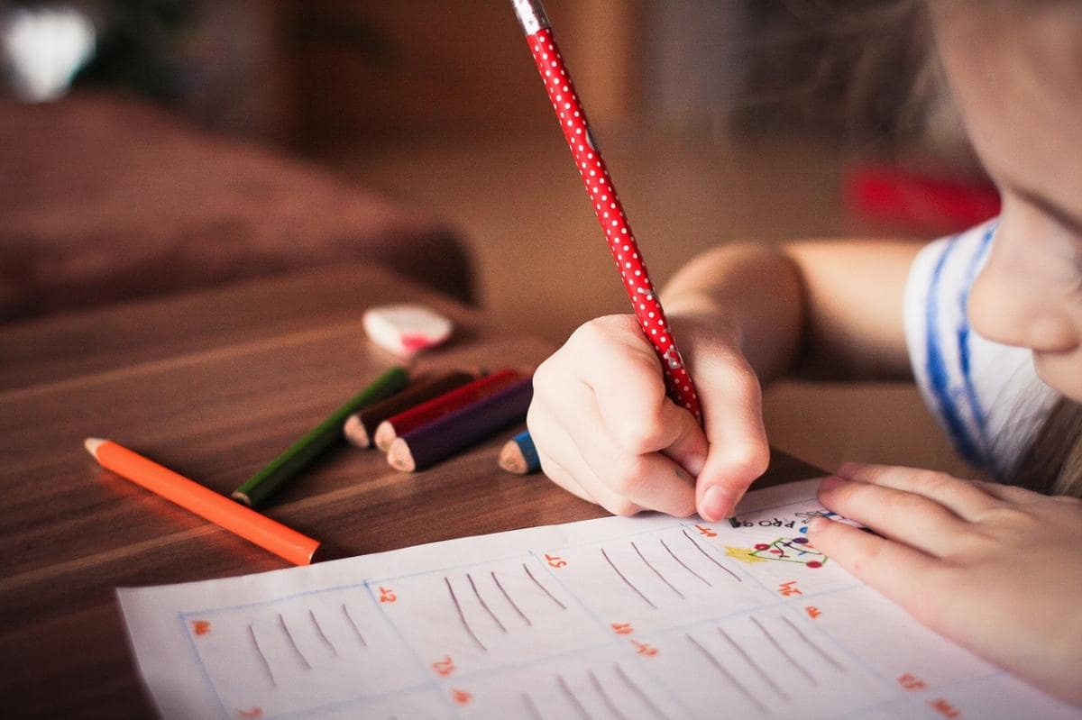Maestra alle materne: gli studi e la formazione necessaria